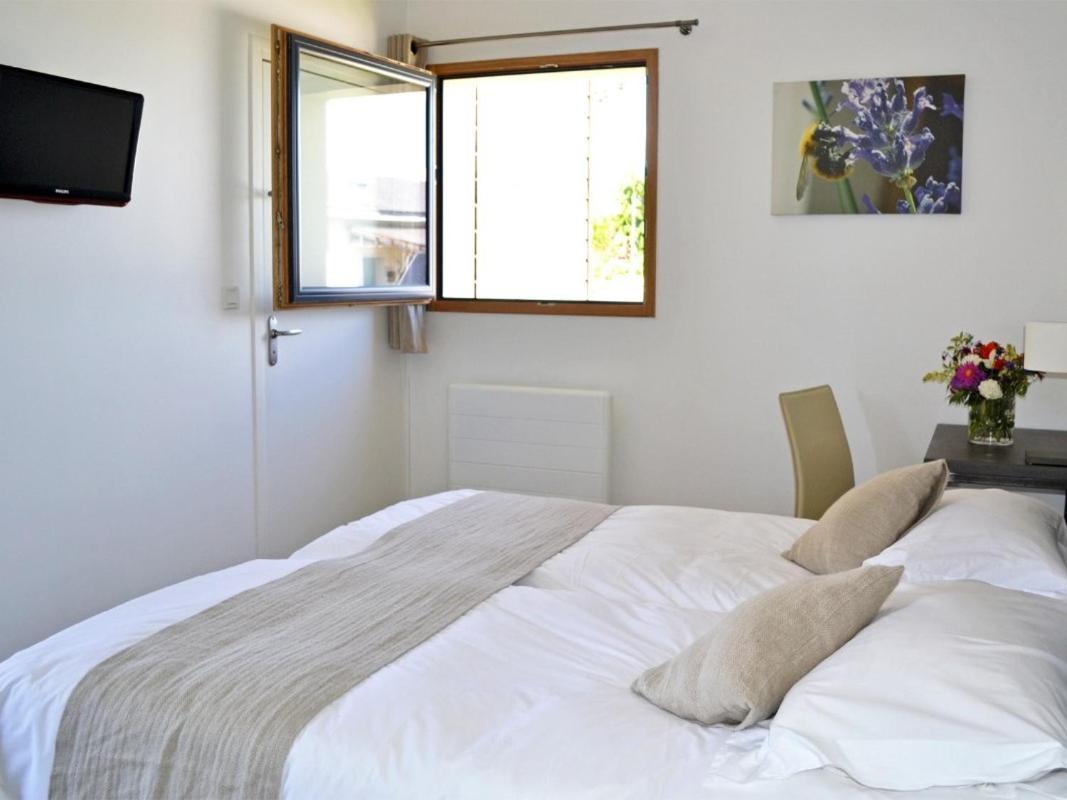 Gites & Tiny Houses Les Hauts De Toulvern Baden Room photo